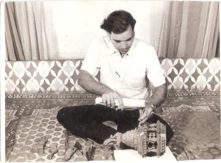 Extraordinary wooden art created by master wood carver Natwarlal Mistry